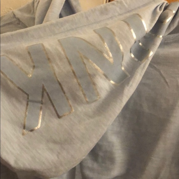 VS PINK long sleeve - Picture 3 of 3